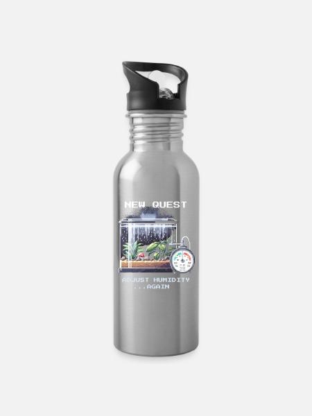 Neue Quest: Luftfeuchte regeln | Terrarium - Trinkflasche mit integriertem Trinkhalm - Lightsilver