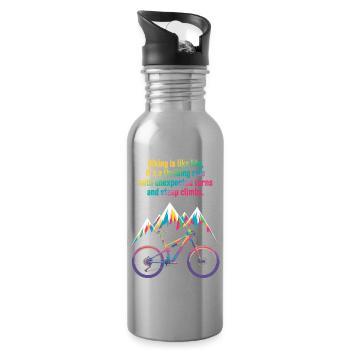 Lebendiges Mountainbike-Zitat-Design - Trinkflasche mit integriertem Trinkhalm - Lightsilver - Rechts
