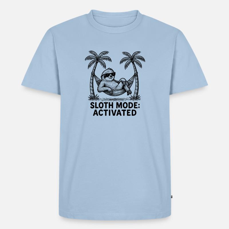 Faultier Sloth Mode: Activated Chillen Arbeit - Männer Premium Bio T-Shirt - Hellblau