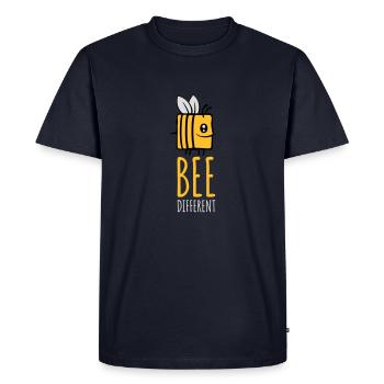 bee different Spruch Quote - Men's Premium Organic T-Shirt - navy - Front - Nico (187cm)