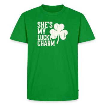 She's My Lucky Charm Clover Design - Men's Premium Organic T-Shirt - green - Front - Nico (187cm)