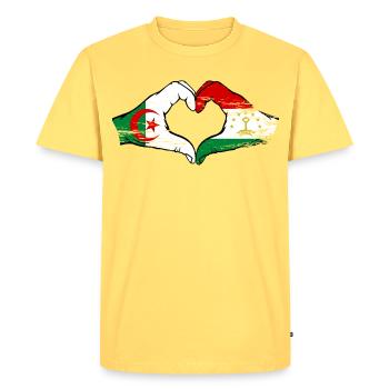 Mains du drapeau du Tadjikistan Algérie en forme de cœur utilisées - T-shirt Premium bio Homme - jaune pastel - Devant - AI Model Male 185 dark (185cm)