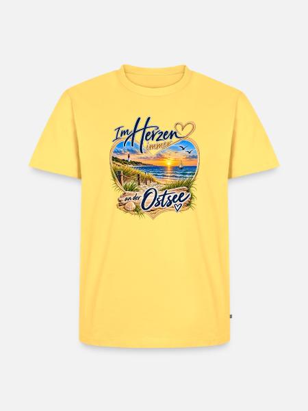 Ostsee Herz am Strand - Männer Premium Bio T-Shirt - Pastellgelb