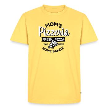 Moms's Pizzeria Mama Pizza Baker Mother's Day Mom - Men's Premium Organic T-Shirt - sky yellow - Front - AI Model Male 185 dark (185cm)