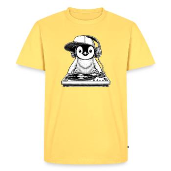 cooles Pinguin-Motiv als DJ mit Kopfhörer - Männer Premium Bio T-Shirt - Pastellgelb - Vorne - AI Model Male 185 dark (185cm)