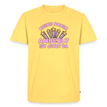 Amberly comme nom de femme - T-shirt Premium bio Homme - jaune pastel - Devant - AI Model Male 185 dark (185cm)