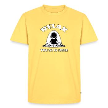 DJ Disc Jockey Platines Techno Club - T-shirt Premium bio Homme - jaune pastel - Devant - AI Model Male 185 dark (185cm)