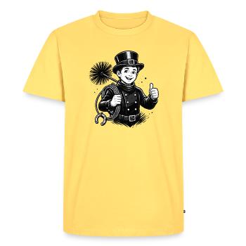 Dessin animé joyeux du ramoneur de cheminée - T-shirt Premium bio Homme - jaune pastel - Devant - AI Model Male 185 dark (185cm)