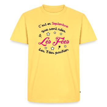 Cadeau naissance bébé fille Septembre Fées Humour - T-shirt Premium bio Homme - jaune pastel - Devant - AI Model Male 185 dark (185cm)