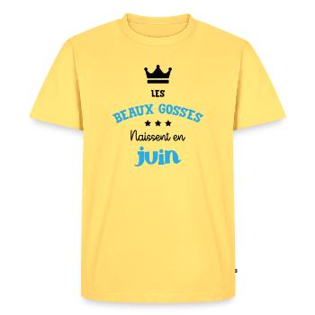 Cadeau naissance bébé garçon Juin Beaux Gosses BG - T-shirt Premium bio Homme - jaune pastel - Devant - AI Model Male 185 dark (185cm)