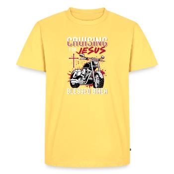 T-shirt graphique biker fidèle à la croisière pour Jesus Faithful - T-shirt Premium bio Homme - jaune pastel - Devant - AI Model Male 185 dark (185cm)