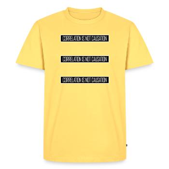 La corrélation n’est pas la causalité : la science des nerds - T-shirt Premium bio Homme - jaune pastel - Devant - AI Model Male 185 dark (185cm)