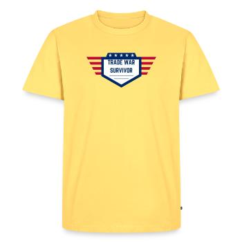 Trade War Survivor - Édition américaine - T-shirt Premium bio Homme - jaune pastel - Devant - AI Model Male 185 dark (185cm)