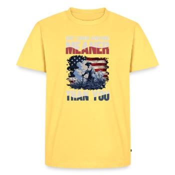 Ne coincez pas quelque chose de plus méchant que votre ferme - T-shirt Premium bio Homme - jaune pastel - Devant - AI Model Male 185 dark (185cm)