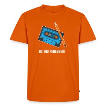 Que tu remember ? Cassette et crayon Fun Design - T-shirt Premium bio Homme - orange  - Devant - Nico (187cm)