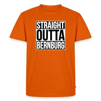Tout droit sorti de Bernburg - T-shirt Premium bio Homme - orange  - Devant - Nico (187cm)