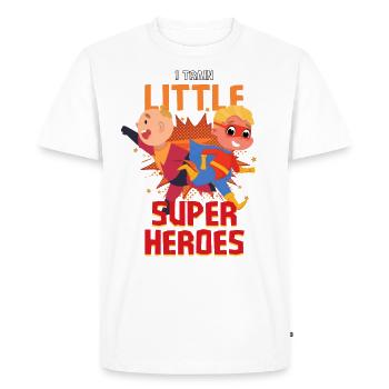 Une enseignante de maternelle élève des petits super-héros - T-shirt Premium bio Homme - blanc - Devant - Nico (187cm)