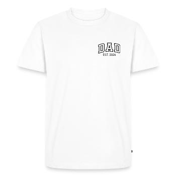 Papa est en 2026 – Cadeau de papa fier pour papa - T-shirt Premium bio Homme - blanc - Devant - Nico (187cm)