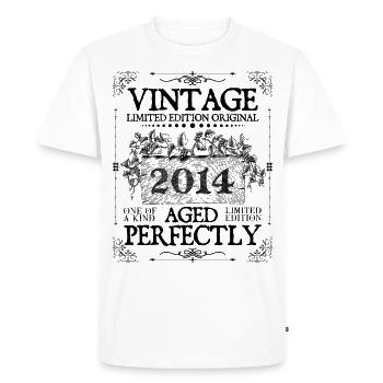 2014 | Vintage Aged Perfectly since 2014 birthday - Men's Premium Organic T-Shirt - white - Front - Nico (187cm)