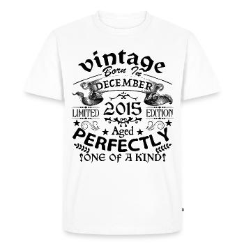 December 2015 | 2015 Vintage | born in December - Men's Premium Organic T-Shirt - white - Front - Nico (187cm)