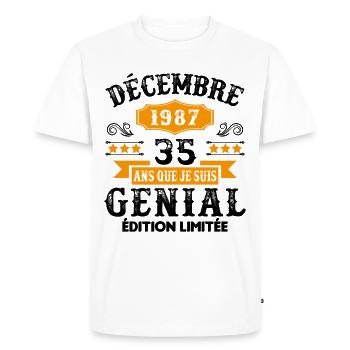35 Ans Anniversaire Vintage Né(e) en Décembre 1987 - T-shirt Premium bio Homme - blanc - Devant - Nico (187cm)