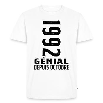 Génial(e) Depuis Octobre 1992 - T-shirt Premium bio Homme - blanc - Devant - Nico (187cm)