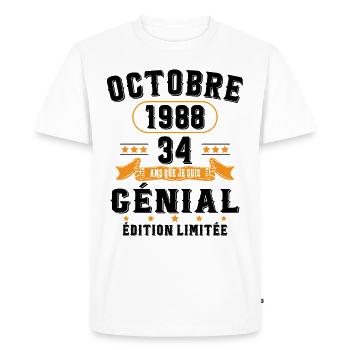 34 Ans Anniversaire Vintage Né(e) en Octobre 1988 - T-shirt Premium bio Homme - blanc - Devant - Nico (187cm)