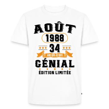 34 Ans Anniversaire Vintage Né(e) en Août 1988 - T-shirt Premium bio Homme - blanc - Devant - Nico (187cm)
