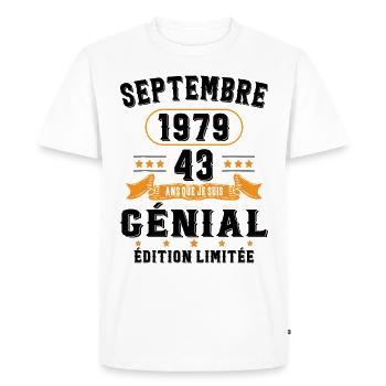 43 Ans Anniversaire Vintage Né(e) Septembre 1979 - T-shirt Premium bio Homme - blanc - Devant - Nico (187cm)