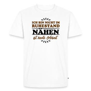 Retraité Retraité Couturière - T-shirt Premium bio Homme - blanc - Devant - Nico (187cm)