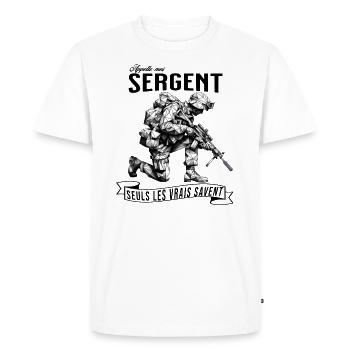 Appelle-moi Sergent... - T-shirt Premium bio Homme - blanc - Devant - Nico (187cm)