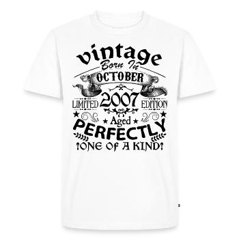 October 2007 | Vintage 2007 | born in October - Men's Premium Organic T-Shirt - white - Front - Nico (187cm)