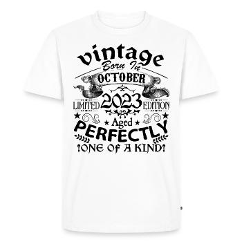 October 2023 | Vintage 2023 | born in October - Men's Premium Organic T-Shirt - white - Front - Nico (187cm)
