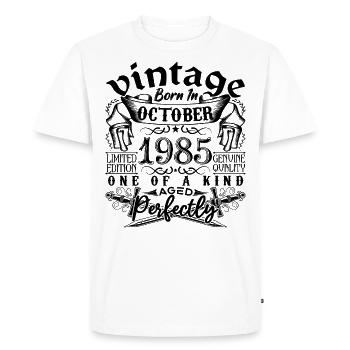 Anniversaire 1985 Octobre 1985 né en October 1985 - T-shirt Premium bio Homme - blanc - Devant - Nico (187cm)