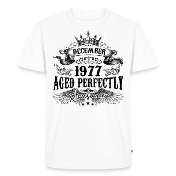 Anniversaire 1977 Décembre 1977 né en Décembre - T-shirt Premium bio Homme - blanc - Devant - Nico (187cm)