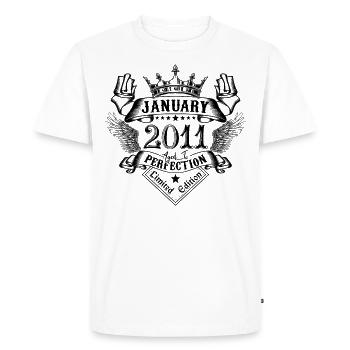 January 2011 January 2011 born in January - Men's Premium Organic T-Shirt - white - Front - Nico (187cm)