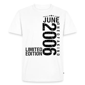Anniversaire Juin 2006 Juin né en Juin 2006 - T-shirt Premium bio Homme - blanc - Devant - Nico (187cm)