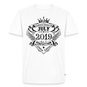 2019 Juillet 2019 anniversaire Juillet 2019 - T-shirt Premium bio Homme - blanc - Devant - Nico (187cm)