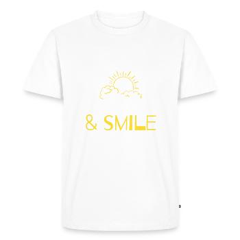 LOOK UP & SMILIE mit Sonne und Wolken - Männer Premium Bio T-Shirt - Weiß - Vorne - Nico (187cm)