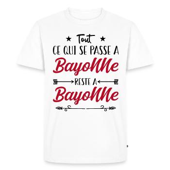 Tout ce qui se passe a Bayonne reste a Bayonne. - T-shirt Premium bio Homme - blanc - Devant - Nico (187cm)