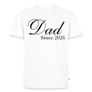 Papa 26 Papa Papa Bébé Papa 2026 Cadeau de fête des pères - T-shirt Premium bio Homme - blanc - Devant - Nico (187cm)