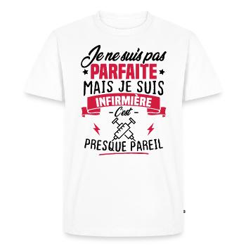 Pas parfaite mais je suis infirmière - T-shirt Premium bio Homme - blanc - Devant - Nico (187cm)