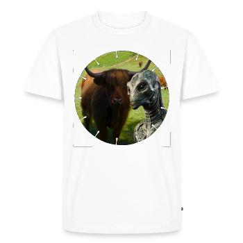 Alien fell into the camera ? - Men's Premium Organic T-Shirt - white - Front - Nico (187cm)