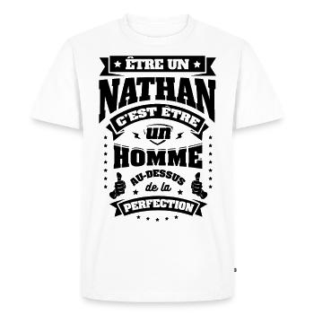 NOM - PRÉNOM - NATHAN - T-shirt Premium bio Homme - blanc - Devant - Nico (187cm)