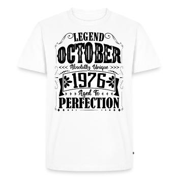 October 1976. October 1976 Birthday Gift. - Men's Premium Organic T-Shirt - white - Front - Nico (187cm)