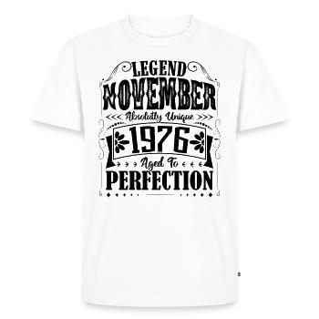 November 1976. November 1976 Birthday Gift - Men's Premium Organic T-Shirt - white - Front - Nico (187cm)