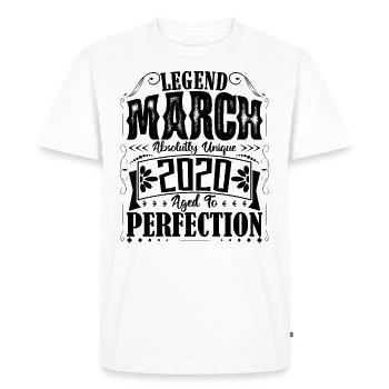 Mars 2020. Cadeau d'Anniversaire mars 2020. March. - T-shirt Premium bio Homme - blanc - Devant - Nico (187cm)
