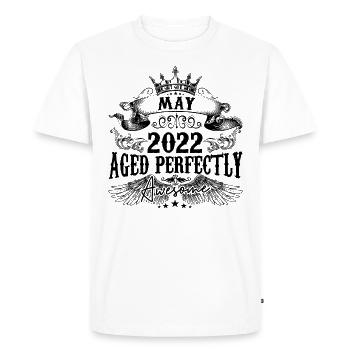 2022 | May Aged Perfectly 2022 birthday gift - Men's Premium Organic T-Shirt - white - Front - Nico (187cm)