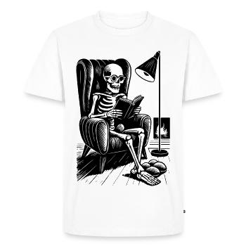 Reading skeleton in reading chair - Men's Premium Organic T-Shirt - white - Front - Nico (187cm)