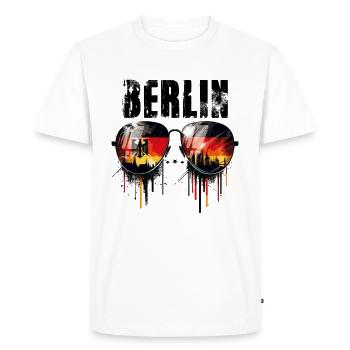 Berlin Sunglasses Design with German Flag - Men's Premium Organic T-Shirt - white - Front - Nico (187cm)